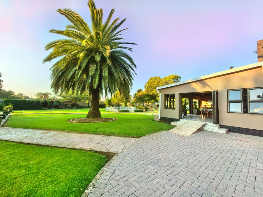 5 Bedroom Property for Sale in Sasolburg Ext 4 Free State